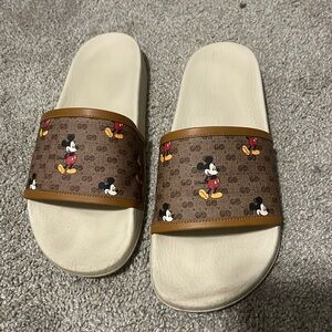 Gucci Mickey slides size 9